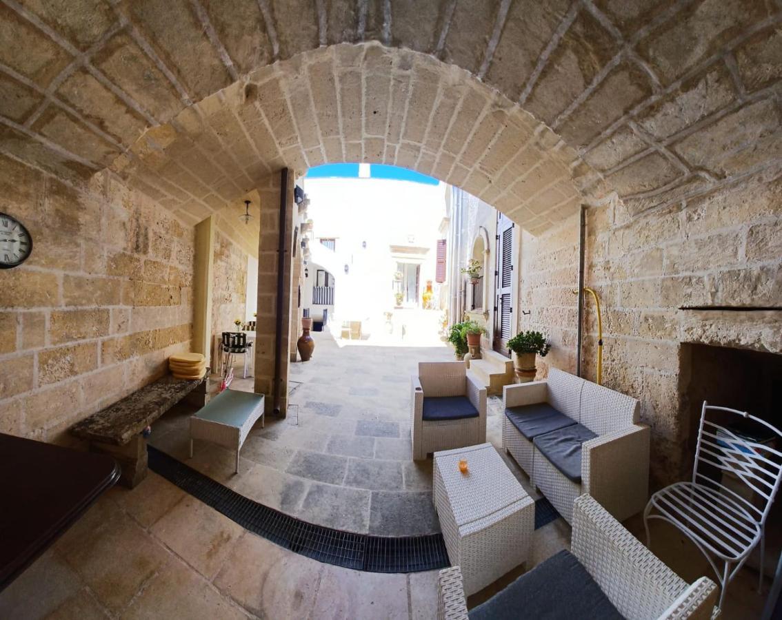 Palazzo Mellacqua Castiglione d'Otranto Exterior foto