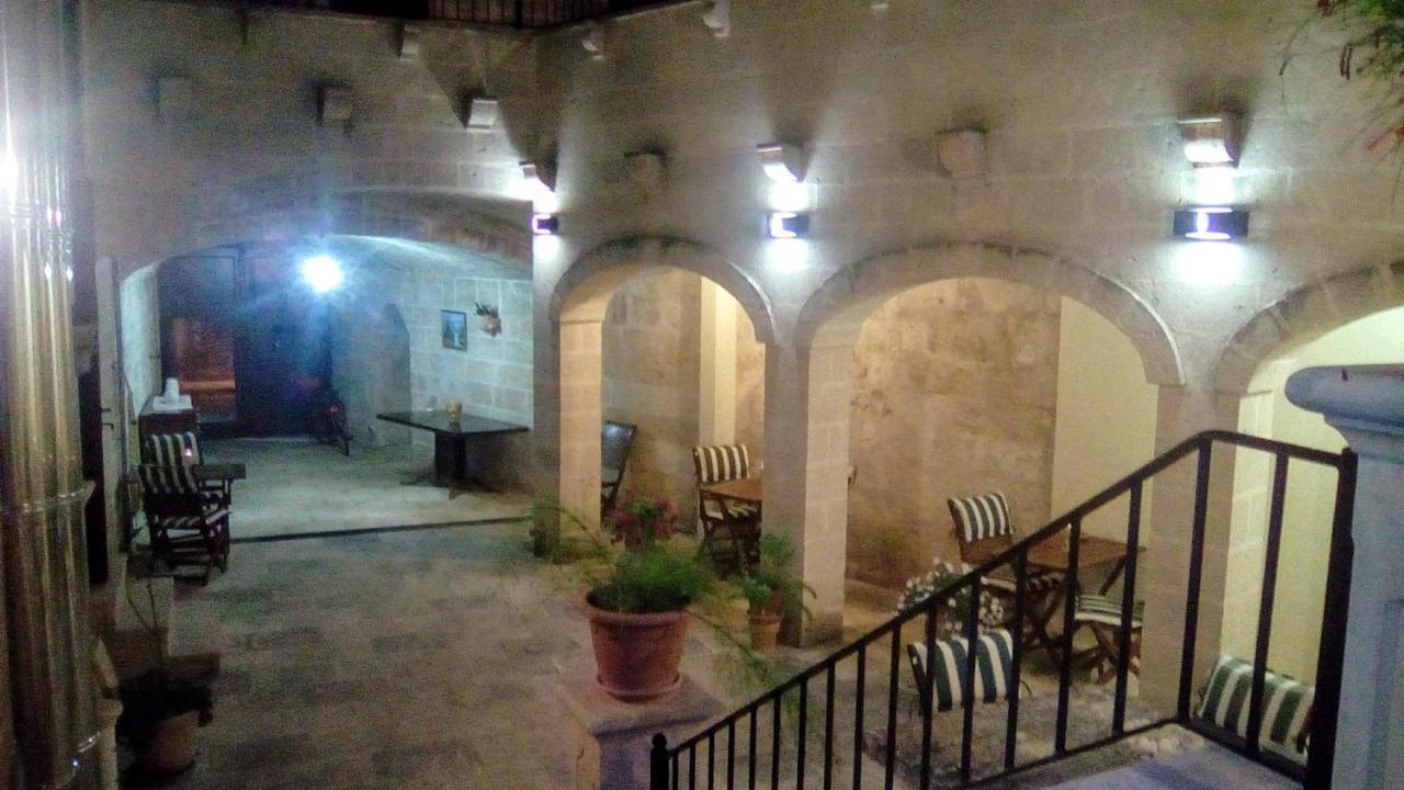 Palazzo Mellacqua Castiglione d'Otranto Exterior foto